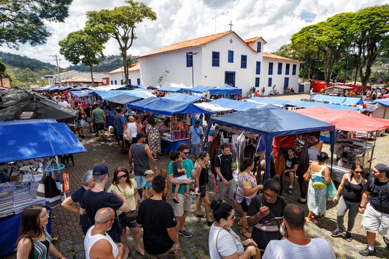 imagem principal da Cidade: feira-de-artes1